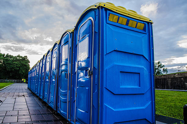 Best Portable restroom trailer rental  in Mount Plymouth, FL